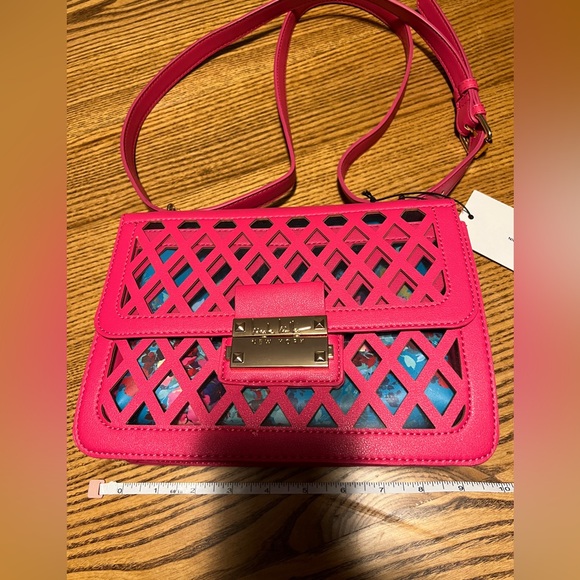 Nicole Miller Adjustable Strap Floral Insert Purse BNWT - Picture 10 of 13